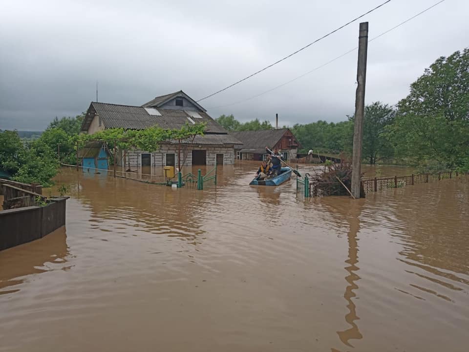 В одному із сіл Галицького району паводок підтопив 15 домогосподарств