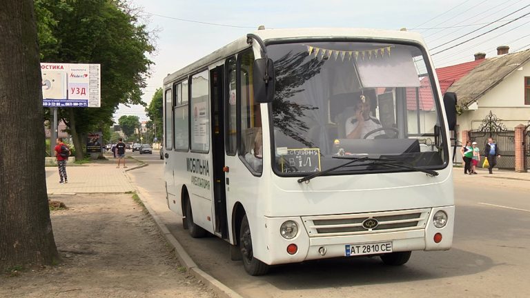 Коломияни мають змогу безкоштовно обстежитись в амбулаторії на колесах: відео