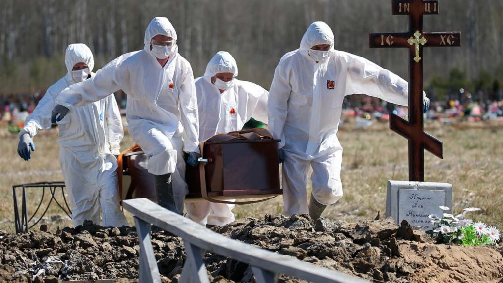 Руслан Марцінків: «Всього в місті поховали 28 коронавірусних. Тобто нічого страшного немає»