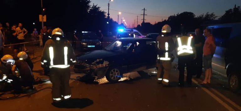 На Прикарпатті п'яний водій вчинив ДТП та втік з місця події