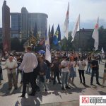 У Франківську люди вийшли під ОДА на захист української мови