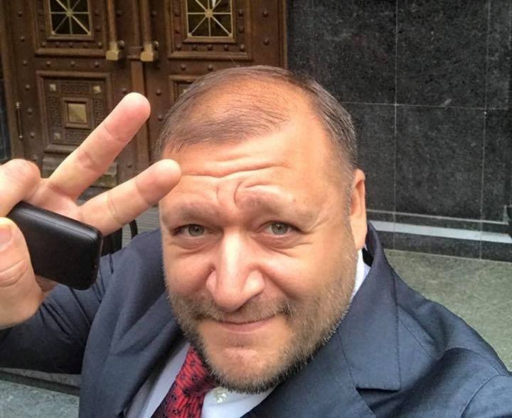 Михайло Добкін став байкером. Одіозний політик зібрався у мери Києва і зняв проморолик. Відео