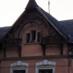 Івано-Франківськ втрачає ще одну архітектурну пам'ятку: на Тарнавського розбирають аварійний будинок ФОТОФАКТ