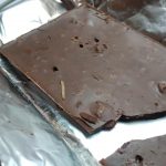 На Прикарпатті жінка придбала шоколад із "сюрпризом": фотофакт
