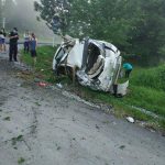 На Прикарпатті перекинувся Лексус, внаслідок ДТП постраждав 15-річний пасажир: фото