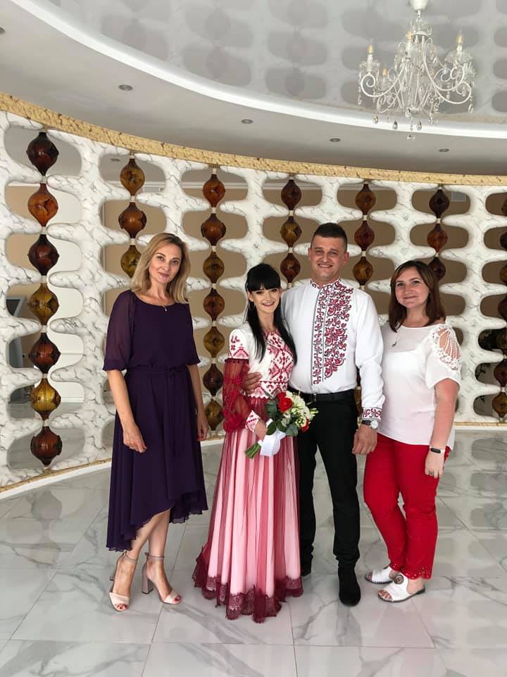 Попри карантин, у Калуші послугою "Шлюб за добу" скористалося 50 закоханих пар