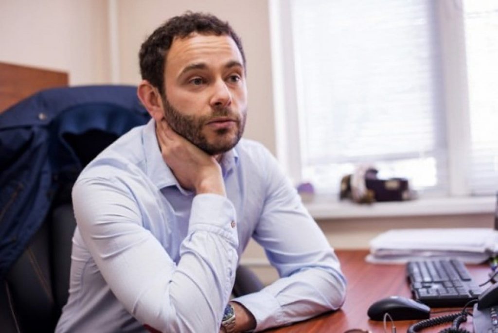 «Ви хочете, щоб я вам трусами надавав ляпасів»: Дубінський відкрито погрожує журналістці. Відео