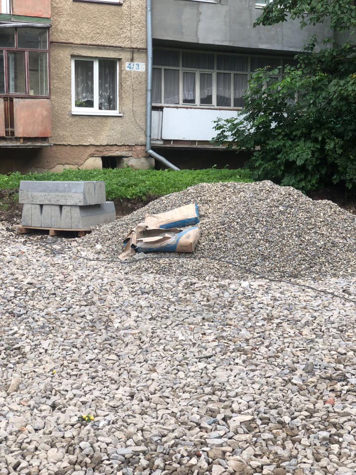 У Франківську розпочався ремонт ще одного двору ФОТО