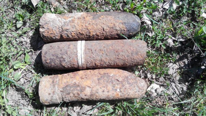 На території Івано-Франківської області минулої доби виявили 3 боєприпаси