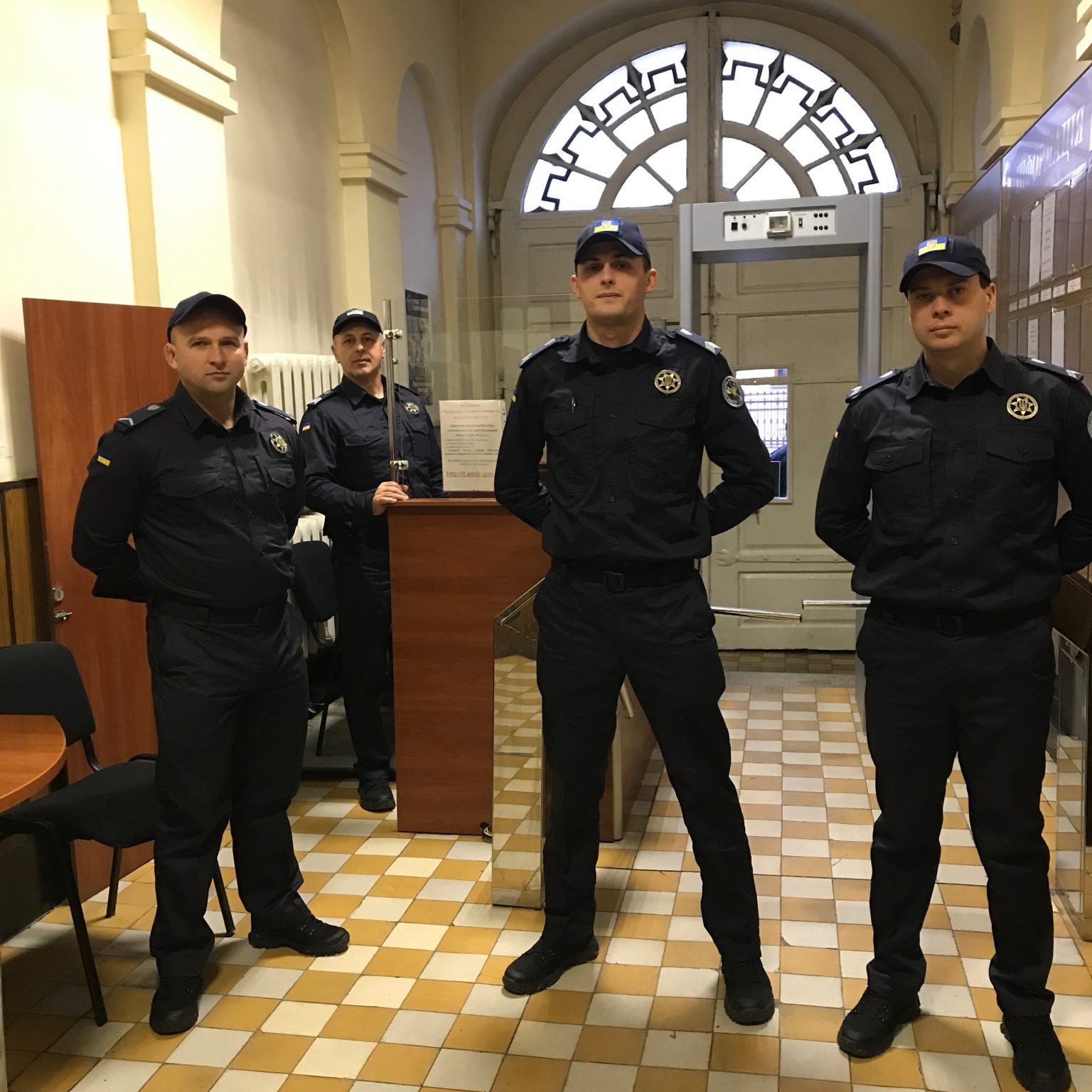 Прикарпатців кличуть на роботу до Служби судової охорони