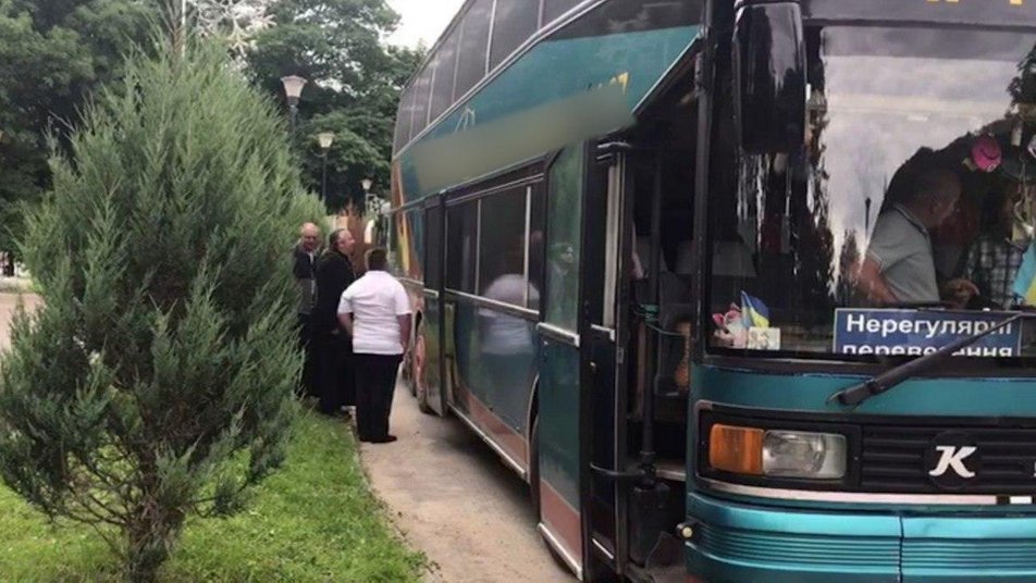 Взяли курс на столиці. Верховинці виїхали на протест під ВРУ ФОТО