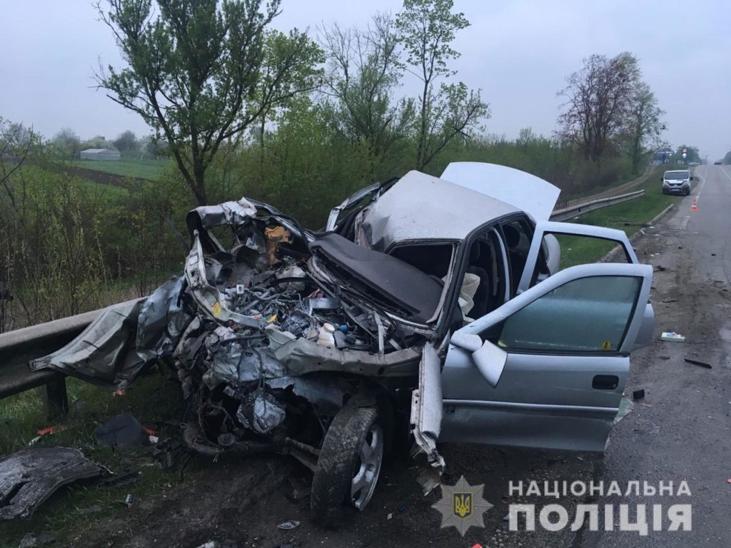 Чергова ДТП на коломийській об'їзній - двоє травмованих із численними переломами