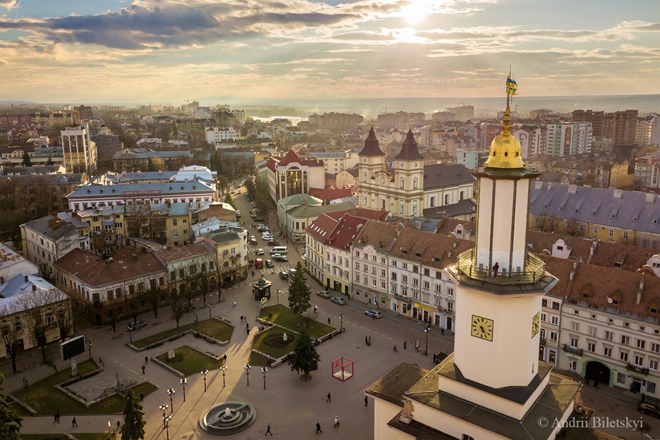 Цьогоріч сезон безкоштовних екскурсій у Франківську скасовано