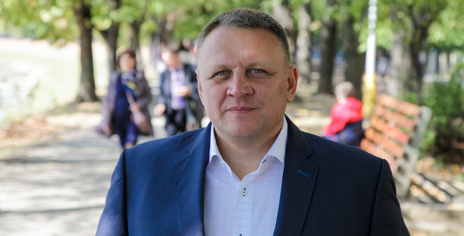 Виборчі перегони розпочались: екснардеп Шевченко хоче відремонтувати старий міст на Пасічну