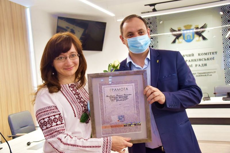 Мер Франківська привітав бухгалтерів з професійним святом ФОТО