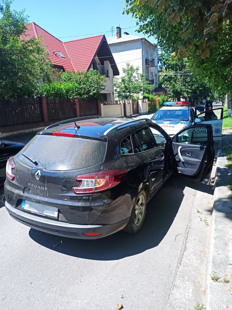 У Франківську небайдужі зупинили п'яного водія з яким перебувала 4-річна дитина: фото