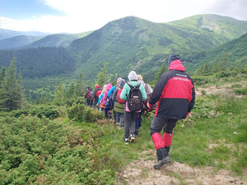 У Карпатах група туристів з дітьми потрапила в халепу - на допомогу поспішили рятувальники