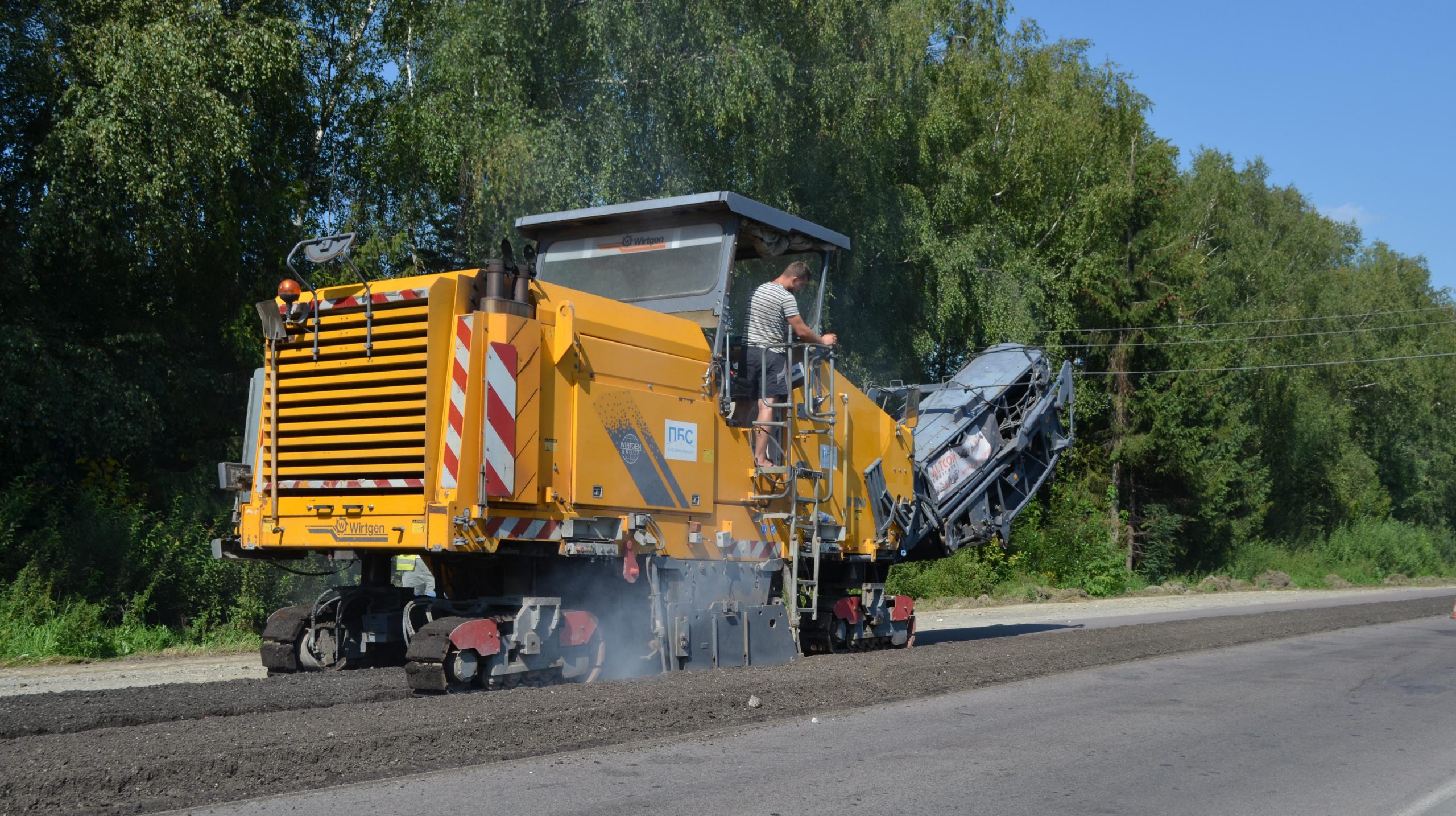 Чи є корупційна складова в успіху «буковельської» дорожньої фірми ПБС?