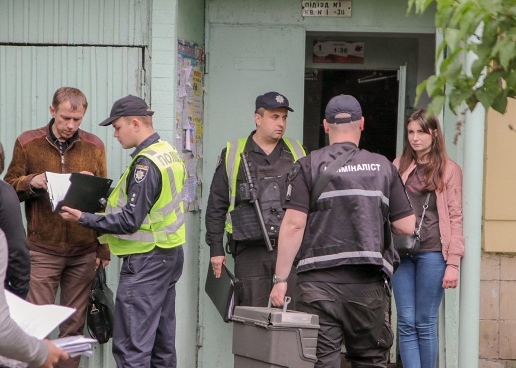 У Франківську в зачиненій кварирі виявили тіло жінки