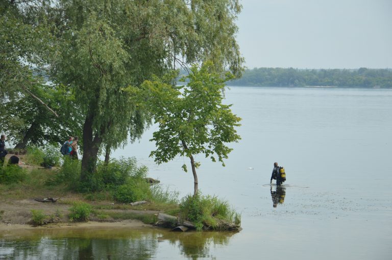 На Прикарпатті з Дністра вилучили тіло загиблого юнака, якого розшукували з понеділка