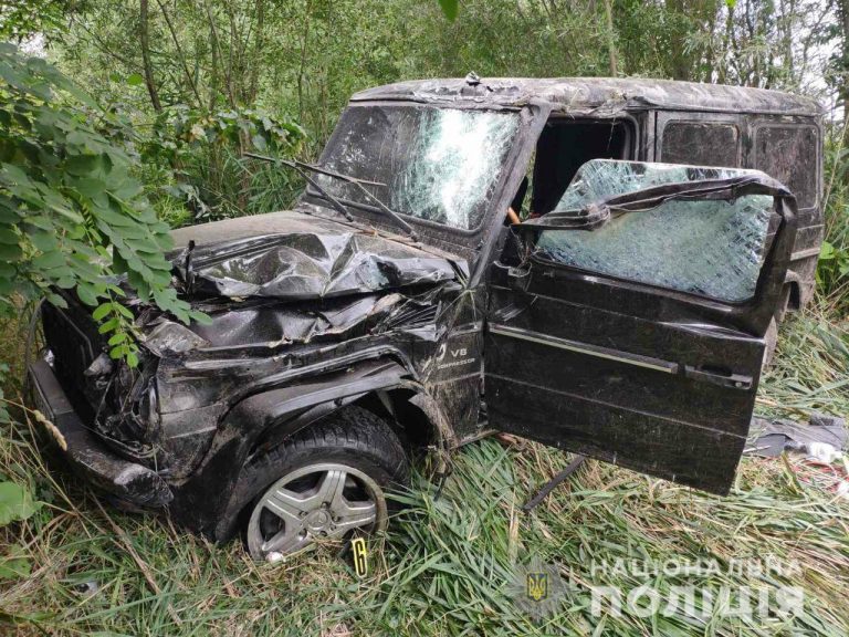 Після карколомної ДТП стан кримінального авторитета «Бури» є задовільним, про те до Франківська його чомусь забирати ніхто не поспішає