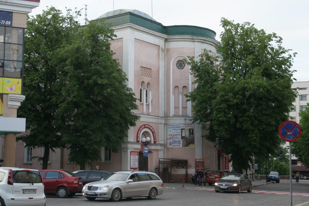Франківську синагогу взялись реставрувати