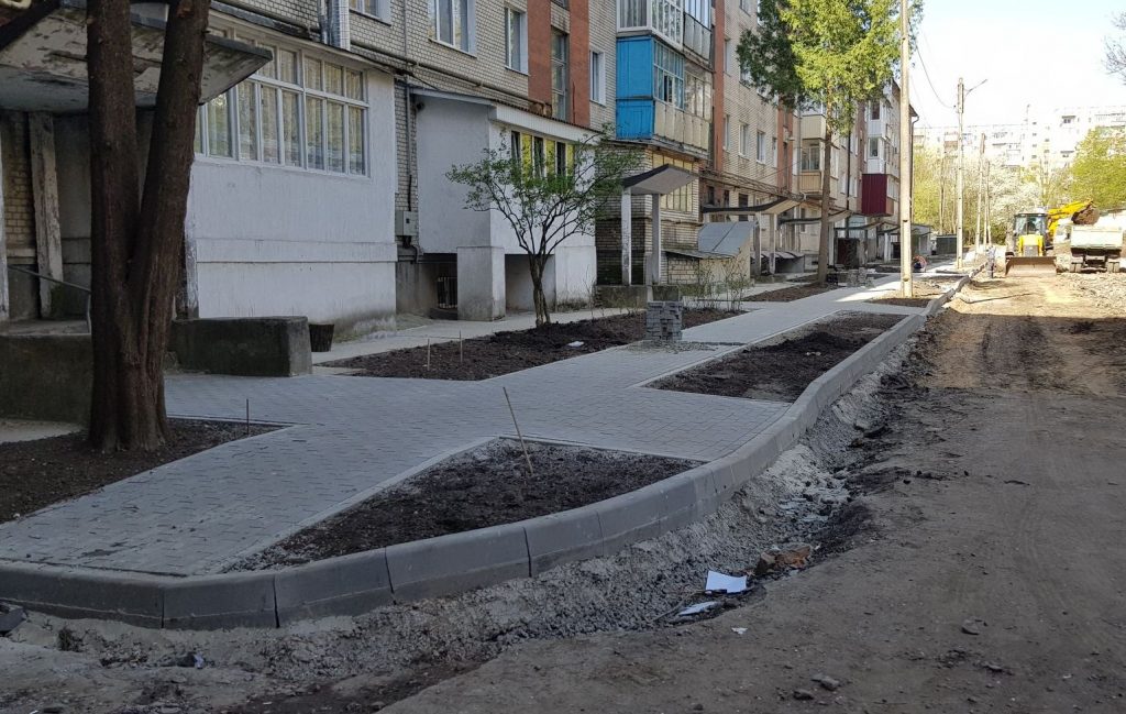 САД в 2020 році планує встановити 20 000 м² тротуарів