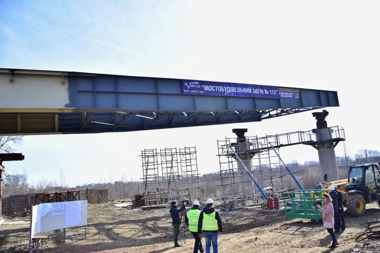 За спорудження розв’язки до нового пасічнянського мосту у Франківську змагатимуться три учасники