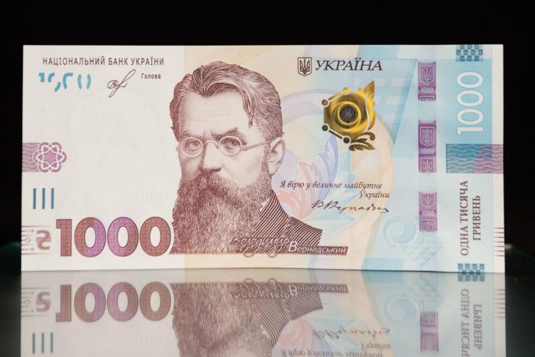 Перед виборами виконком виділив старожилам новоприєднаних сіл по 1000 гривень