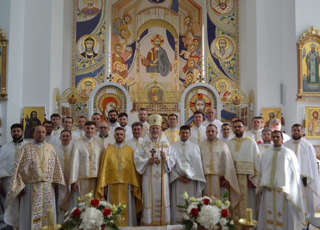 Митрополит Володимир Війтишин рукоположив п'ятьох нових священників ФОТО