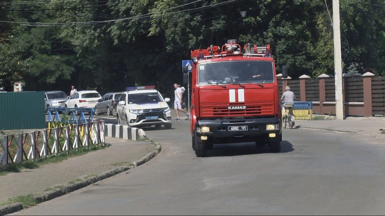 Поліція Коломиї перевірила реакцію водіїв на сирени ВІДЕО