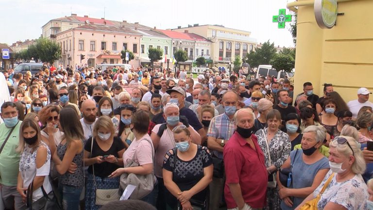 Коломийські підприємці вимагають послабити в місті карантинні обмеження ВІДЕО