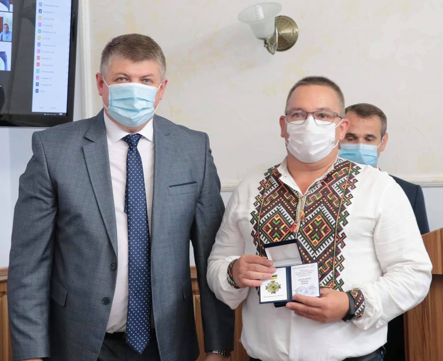 Директора геріатричного пансіонату нагородили медаллю «За заслуги перед Прикарпаттям» ФОТО