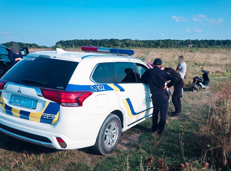 Поліція затримала 18-річного скутериста з наркотиками