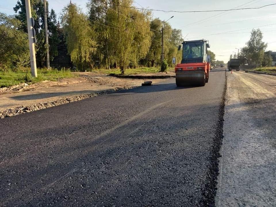 Дорожники завершують ремонт вулиці Автоливмашівської ФОТО