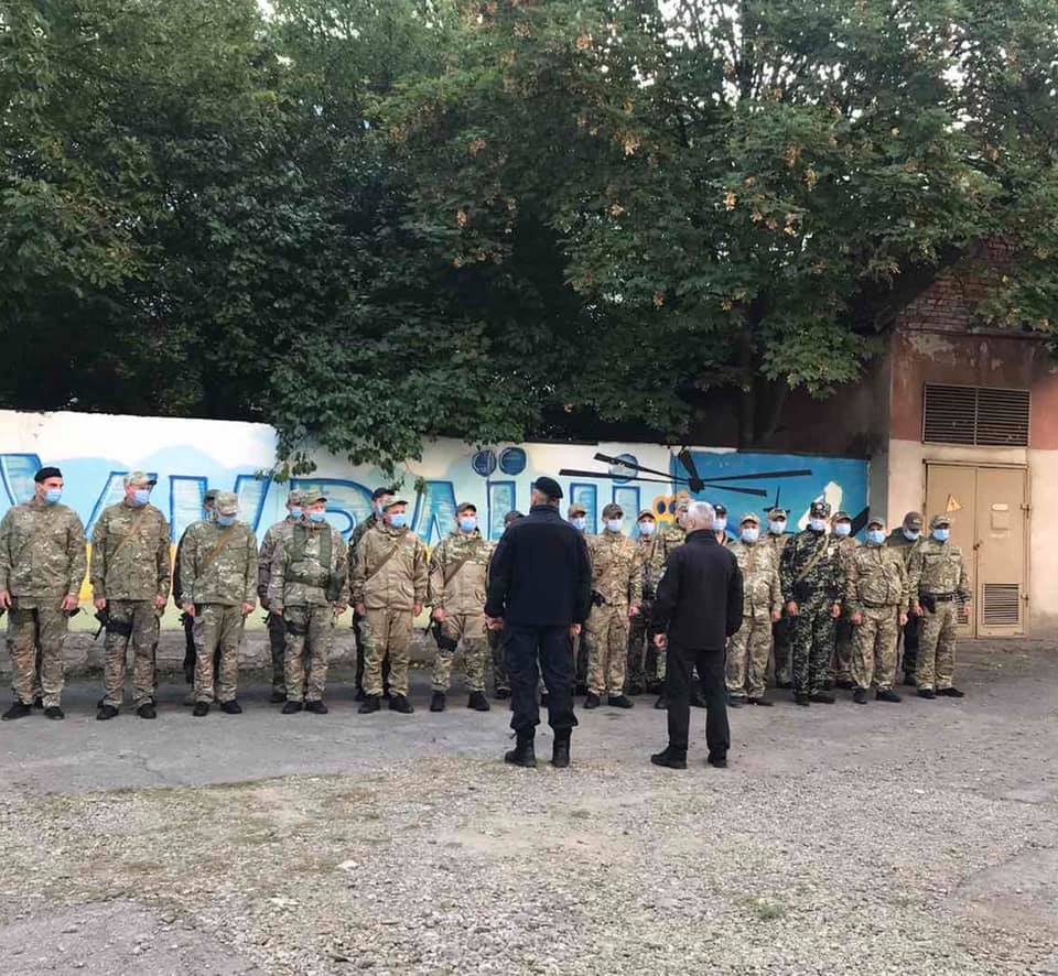 Прикарпатські поліцейські вирушили в зону ООС