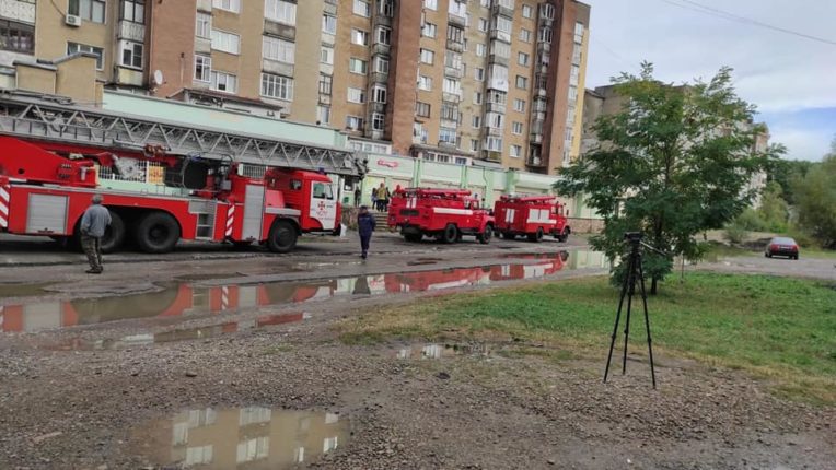 У підвалі франківської багатоповерхівки трапилась пожежа ФОТО
