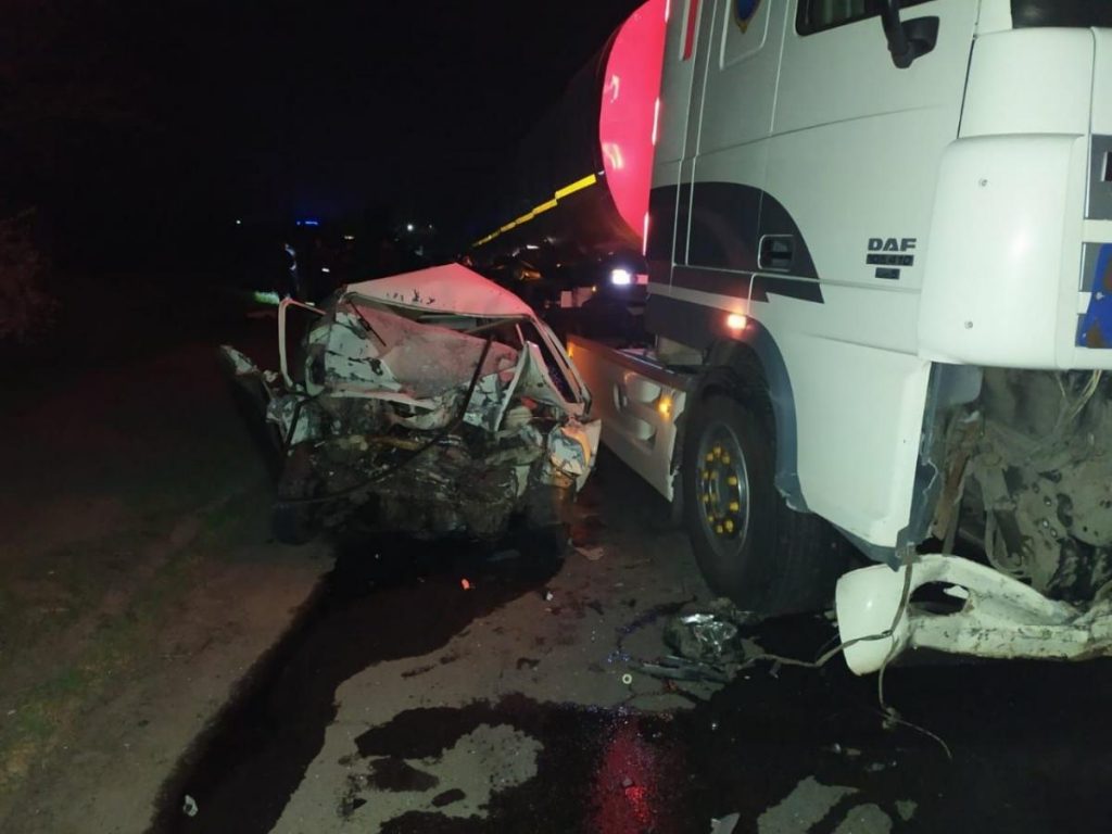 На Прикарпатті зіткнулися опель та ДАФ, внаслідок ДТП постраждало троє людей