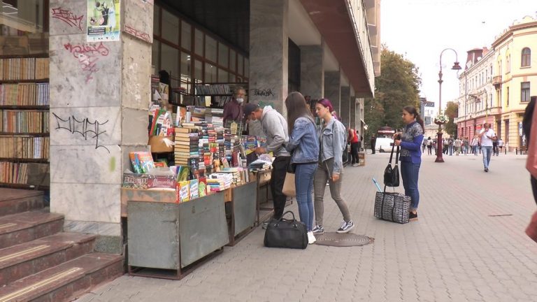 Як живуть мешканці Івано-Франківська у червоній зоні ВІДЕО