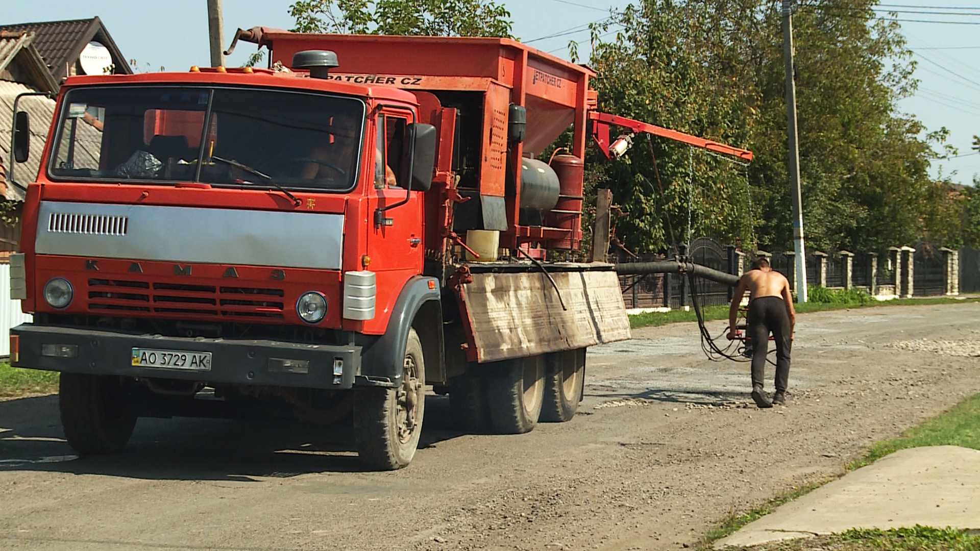 В селах П'ядицької ОТГ оновили дорожнє покриття ВІДЕО