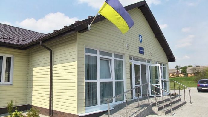 На будівництві амбулаторії посадовець з ОДА «заробив» майже 400 тисяч гривень