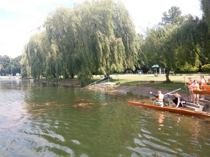 Франківці масово порушують правила поведінки на воді