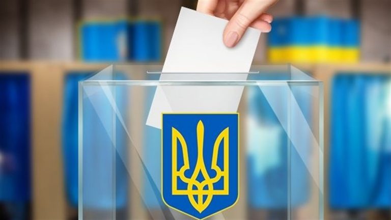 На вибори до Франківської міської ради зареєстрували 12 партій