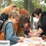 Франківців на фестивалі "Межа" вчили виготовляти сувеніри