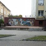 У Франківську невідомі вандали обмалювали новий громадський простір