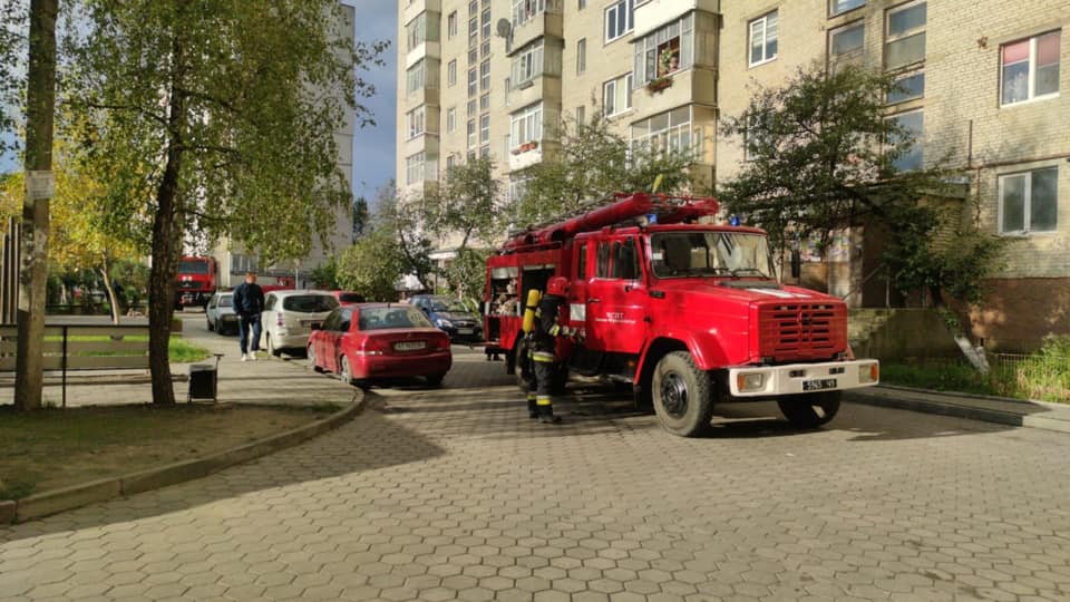 У Франківську сталася пожежа в підвалі однієї з багатоповерхівок