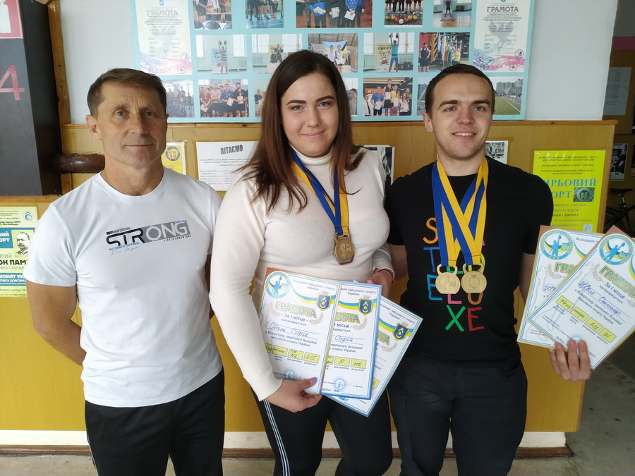 Франківські студенти стали чемпіонами України з гирьового спорту