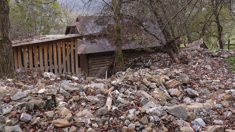 Жительці Прикарпаття, якій селевий потік зніс хату, будують новий дім ФОТО та ВІДЕО