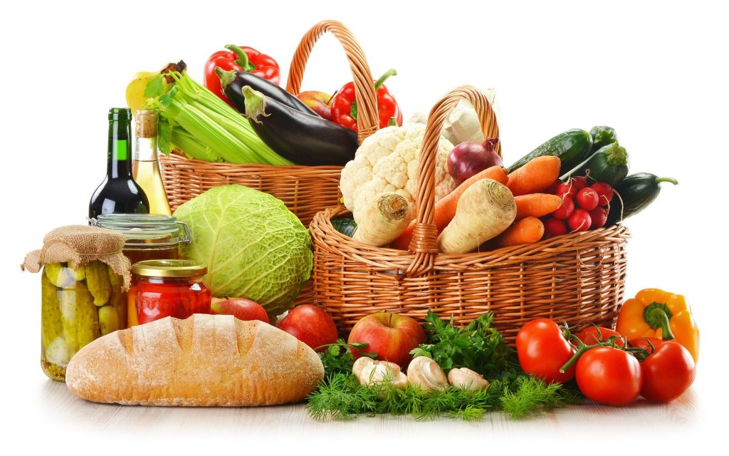 Які продукти мають бути вдома у кожної господині?