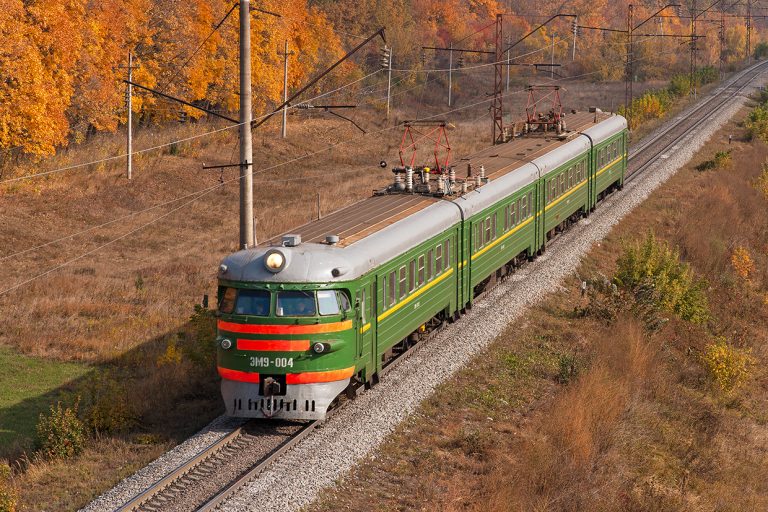 До відома прикарпатців: «Укрзалізниця» планує знизити вартість квитків